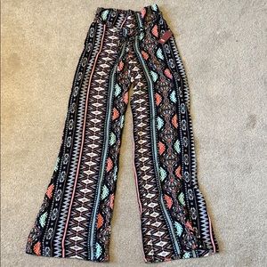 Wide leg geometric pattern pants